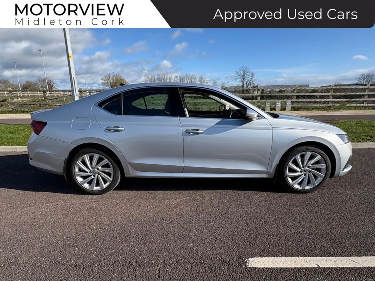 Skoda Octavia 2.0tdi 150bhp style, only one carefu - Image 3