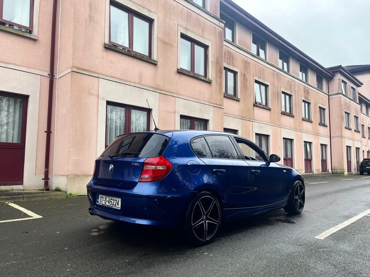 BMW 1-Series 1.6 Petrol NCT 08/26 TAX 07/26 - Image 4
