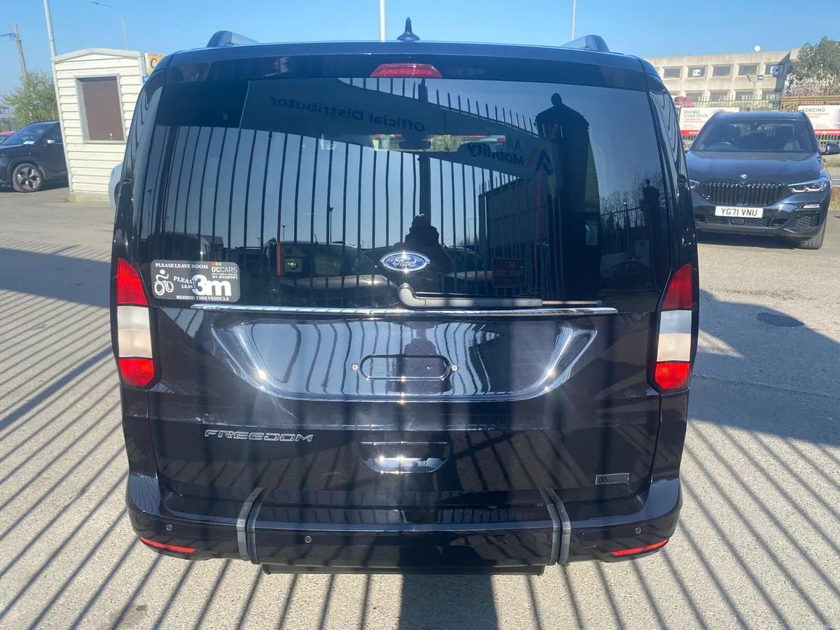 Wheelchair Accessible Ford Connect Freedom Active - Image 6