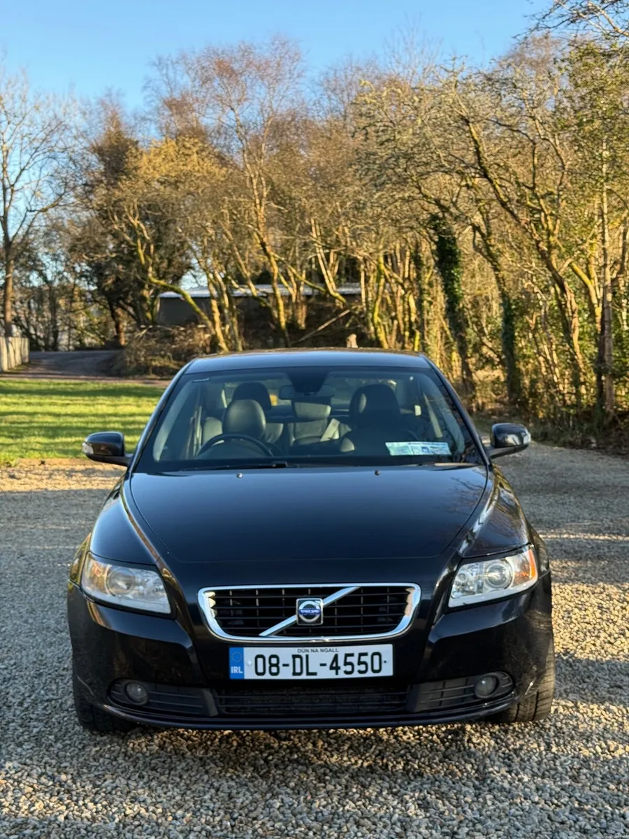 Volvo S40 2008 - Image 1