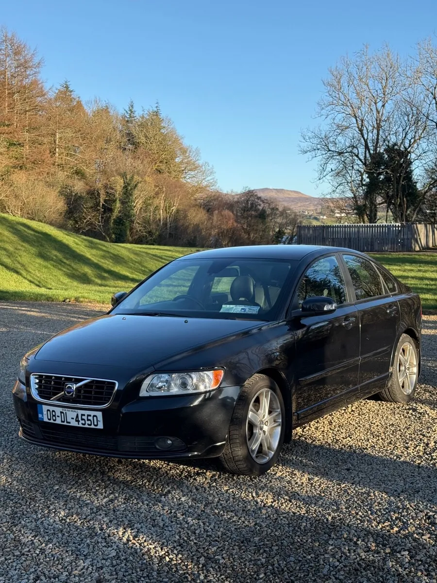 Volvo S40 2008 - Image 2