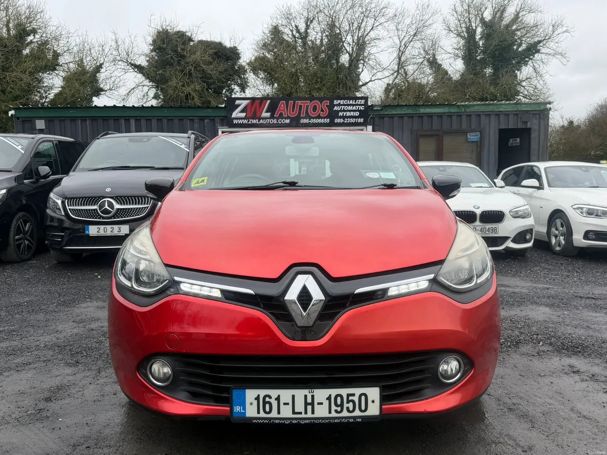 161 Renault Clio  1.2 - Image 1