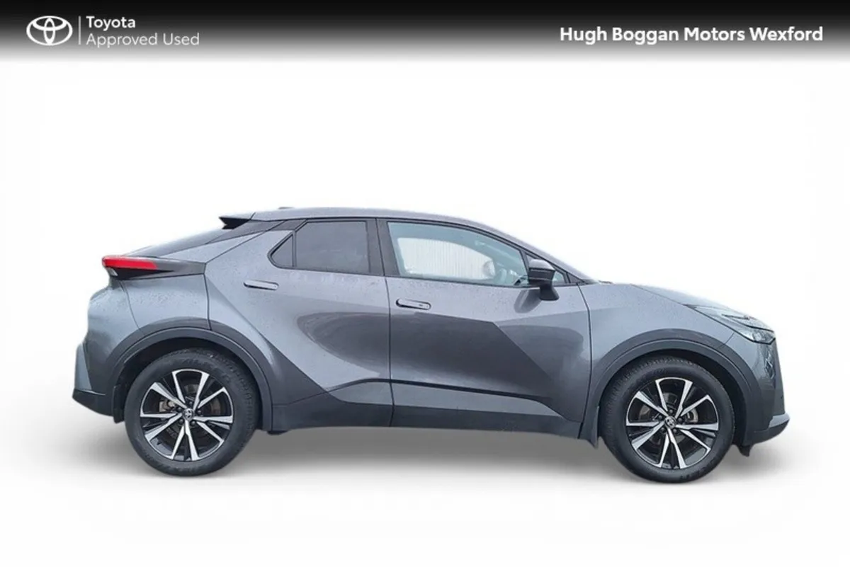 Toyota C-HR HYBRID SPORT - Image 3