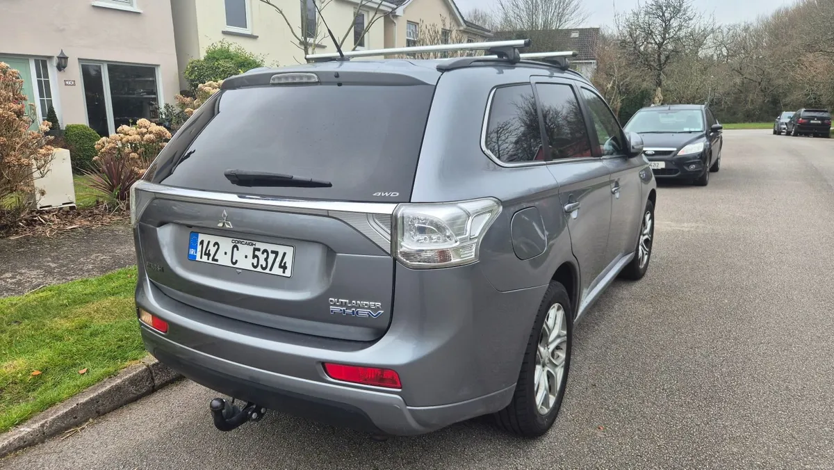 Mitsubishi Outlander 2014 - Image 3