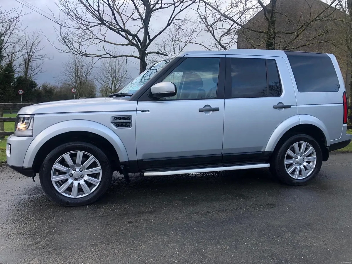 LAND ROVER DISCOVERY TD V6 333 TAX WITH SEATING - Image 2