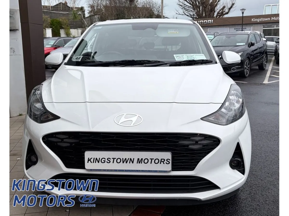 Hyundai i10 Deluxe Plus Automatic 5DR Auto - Image 2