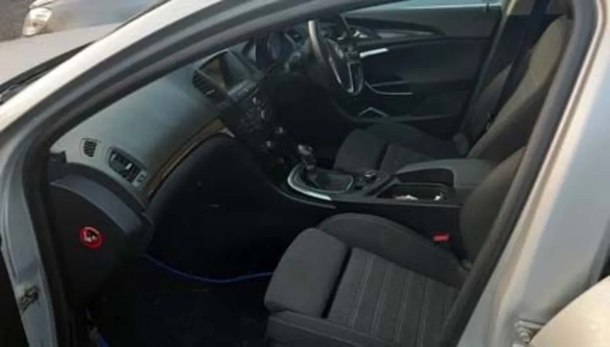 Vauxhall Insignia Tourer CDTI SRI 158BHP N - Image 1