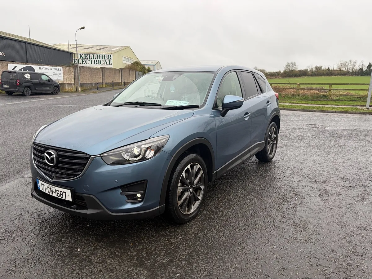 2017 Madza cx5 nct and tax - Image 3