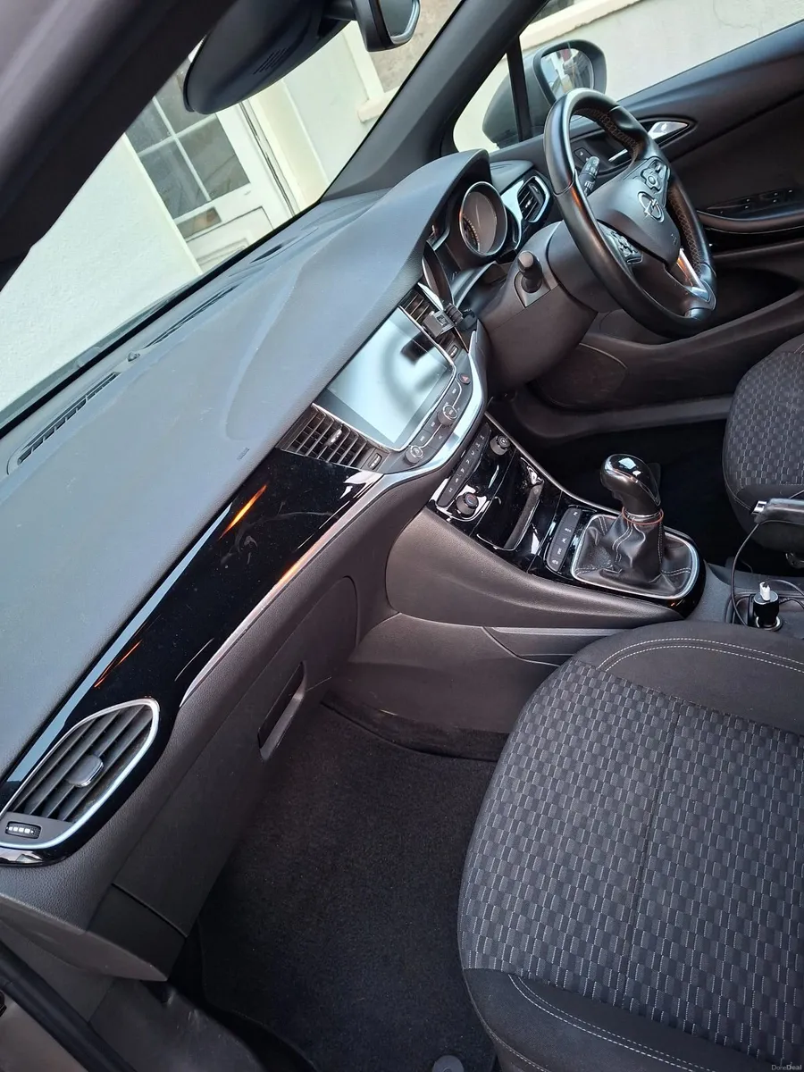 Opel Astra 2016 - Image 3
