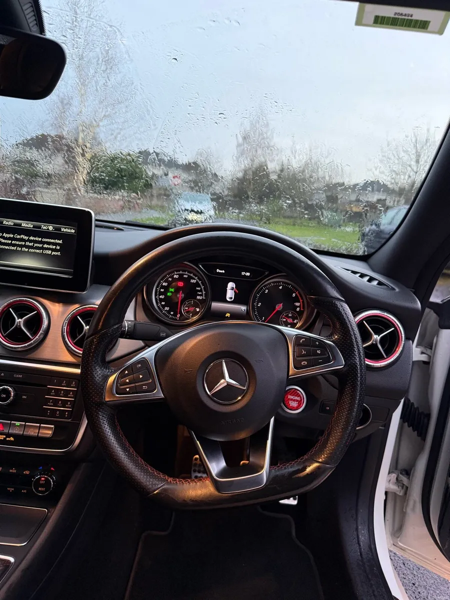 Mercedes Benz CLA AMG 220D Night Edition - Image 5