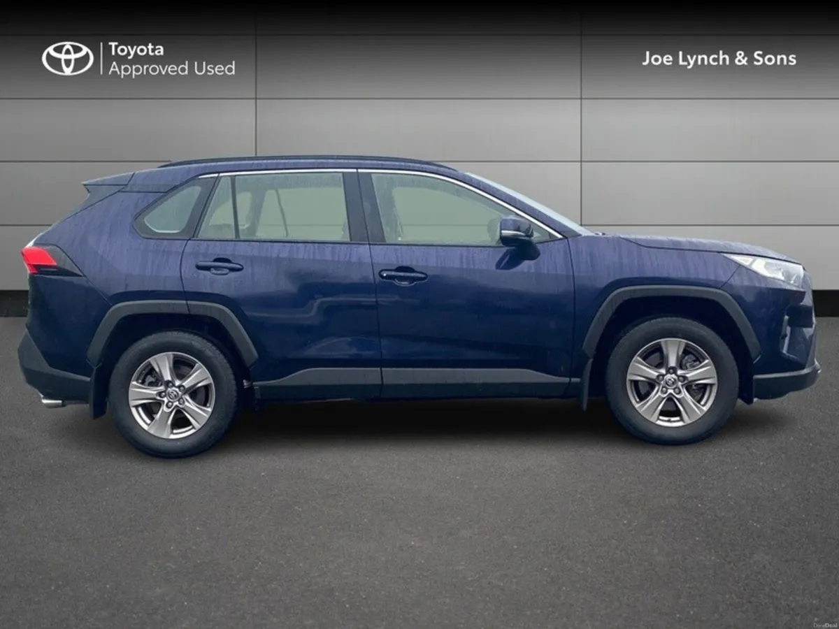 Toyota RAV4 Hybrid Luna - Image 3