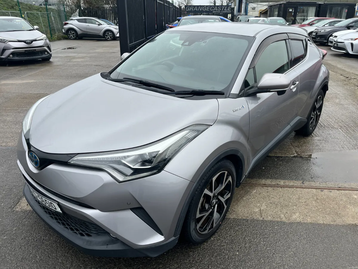 TOYOTA C-HR 2019, 1.8 HYBRID AUTO LOW KM HIGH SPEC - Image 3