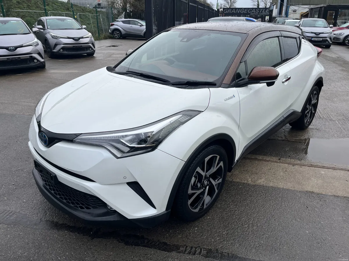 TOYOTA C-HR 2019, 1.8 HYBRID AUTO LOW KM HIGH SPEC - Image 3
