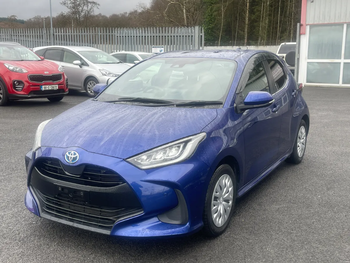 2021-1 Toyota Yaris - Image 3