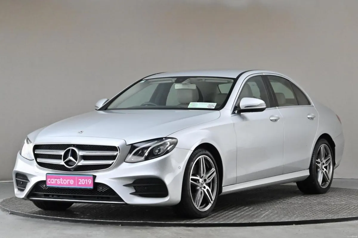 Mercedes-Benz E-Class E 200 D **FULL BEIGE LEATHER - Image 3