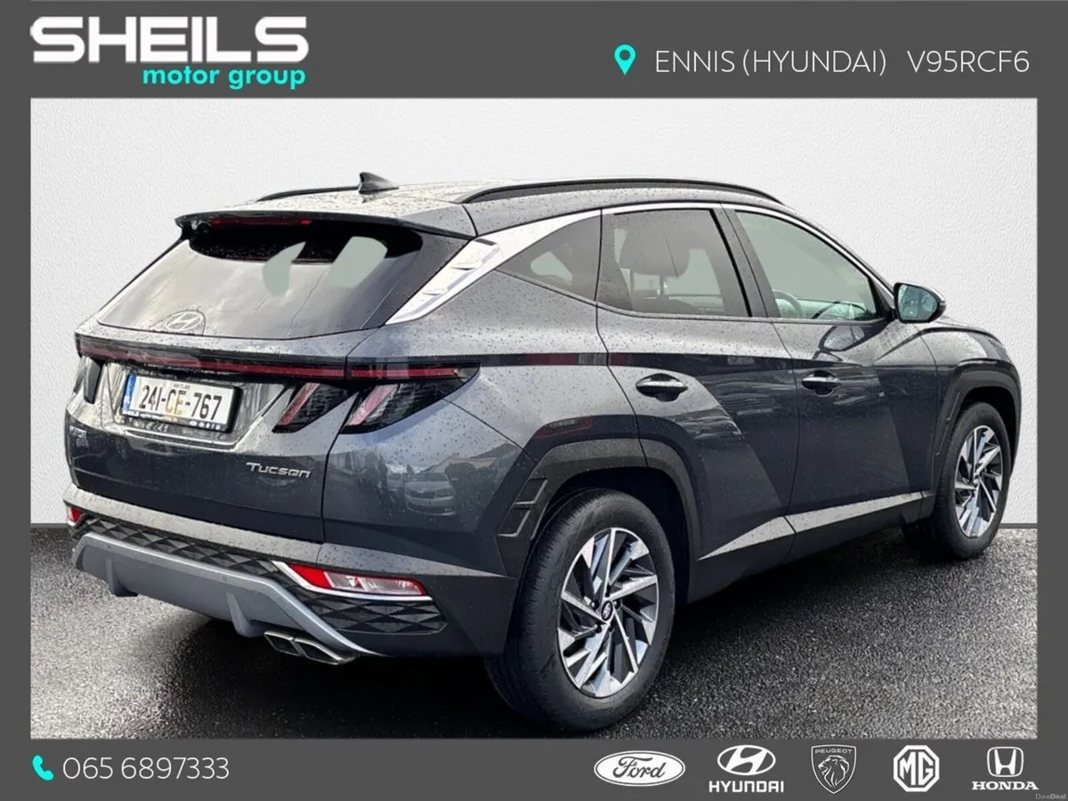 Hyundai Tucson 2WD Executive Plus - Image 2