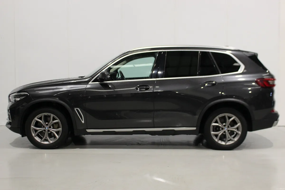 BMW X5 2020 45E XLINE - Image 4