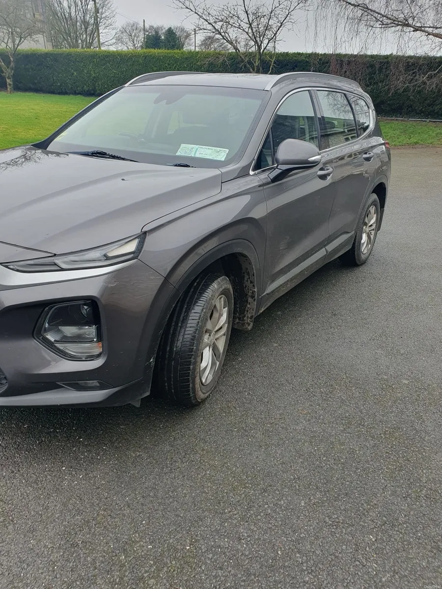 Hyundai Santa Fe 2018 - Image 1