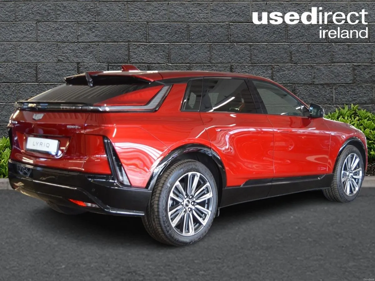 Cadillac Lyriq 600 E4 - Image 2