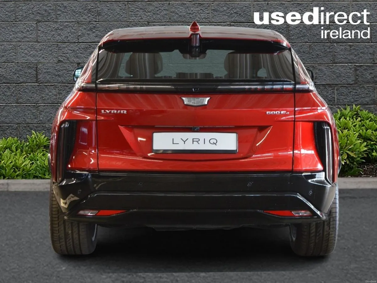 Cadillac Lyriq 600 E4 - Image 4