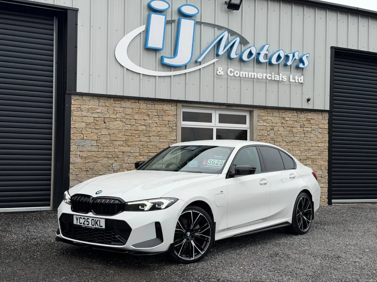 '25 BMW 330E 2.0 T 22.3 KWH M SPORT SALOON - Image 3