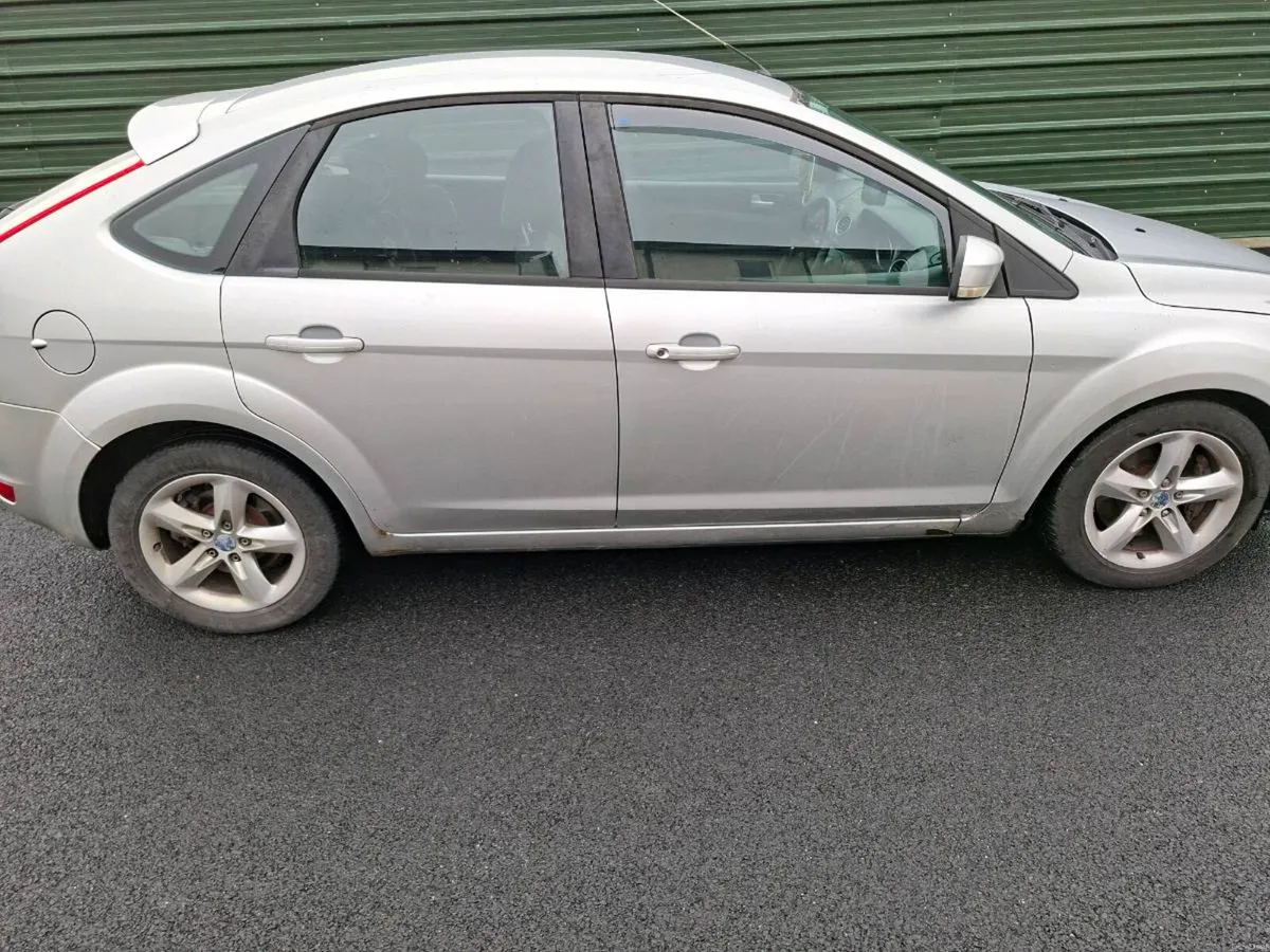 Ford focus - Image 4