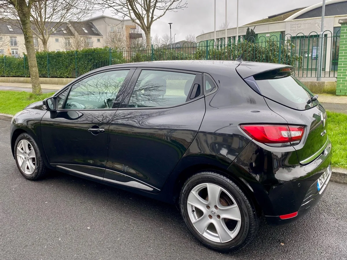 Renault Clio,1.1petrol - Image 3
