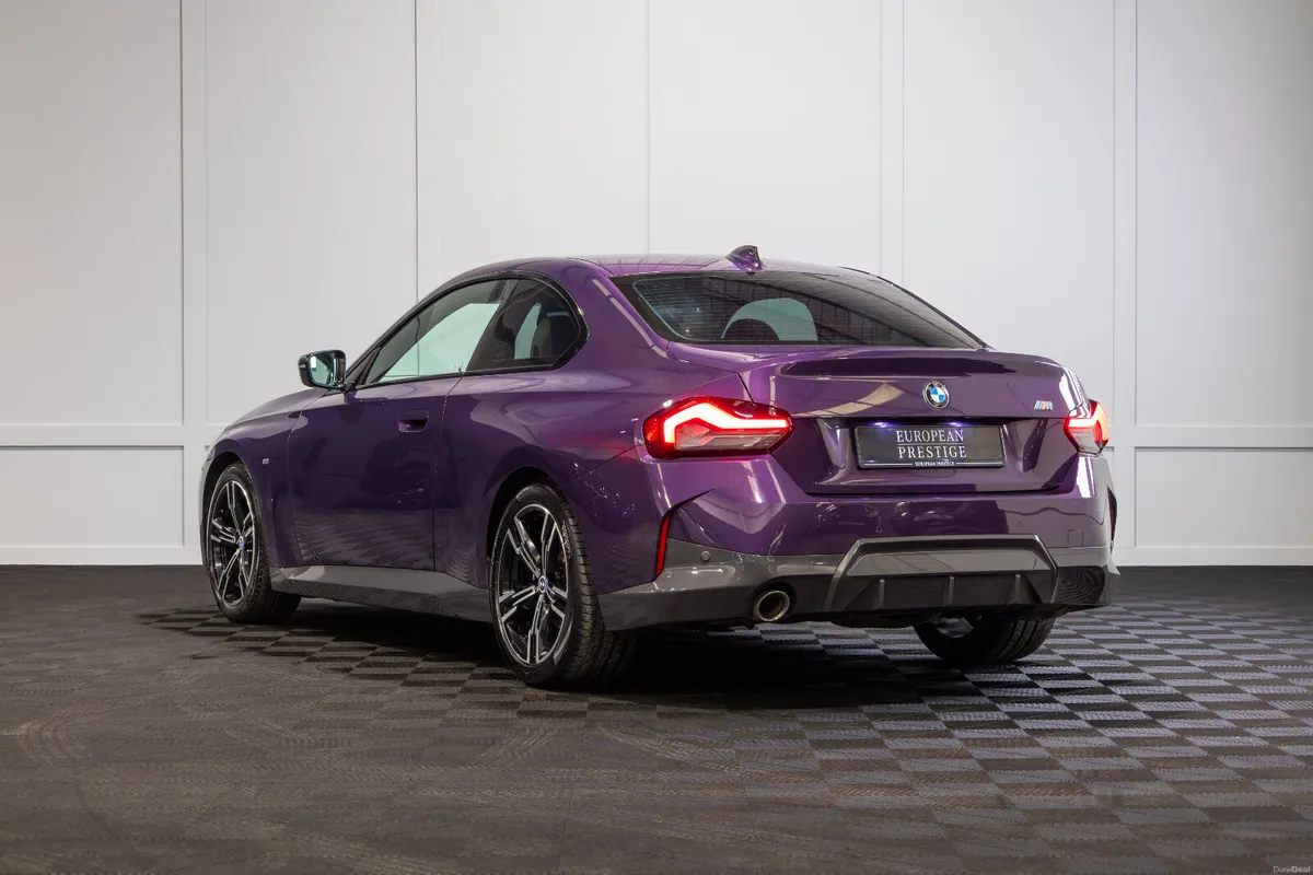 2022 BMW 2-Series 220d M-Sport - Image 4