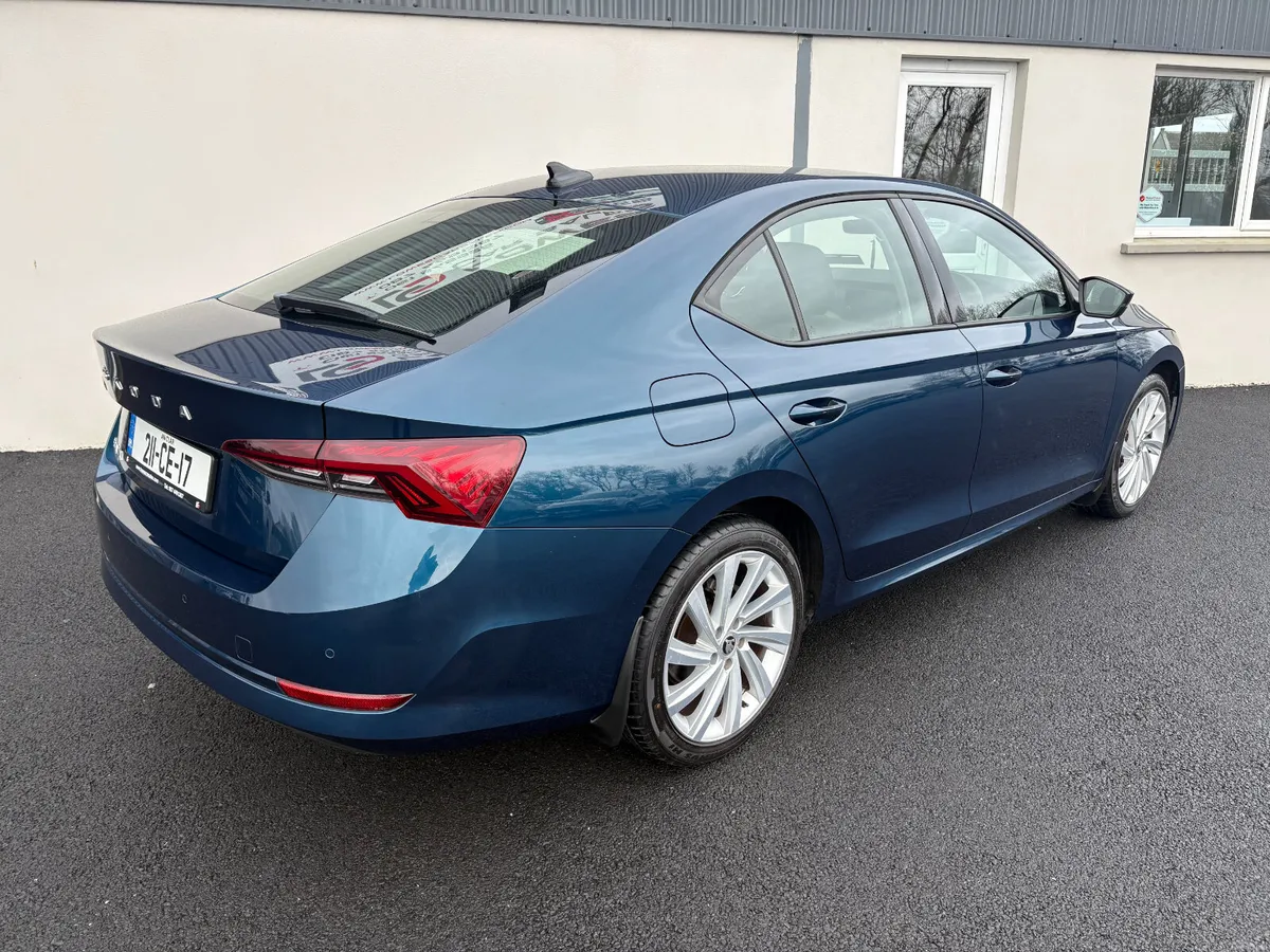 211 Skoda Octavia Ambition 1.0 TSI 110HP - Image 4