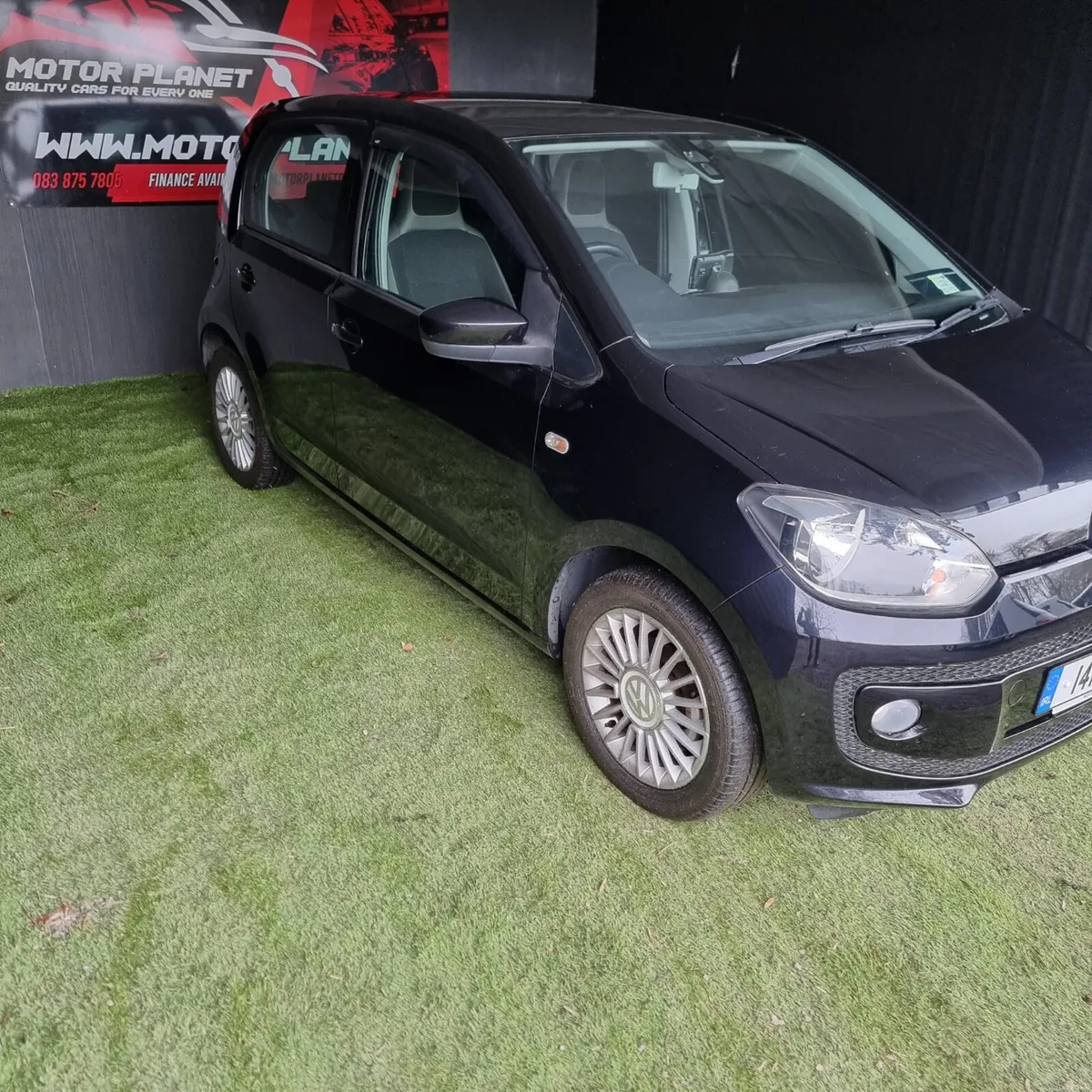 2014 Volkswagen up 1.0 L Automatic - Image 2