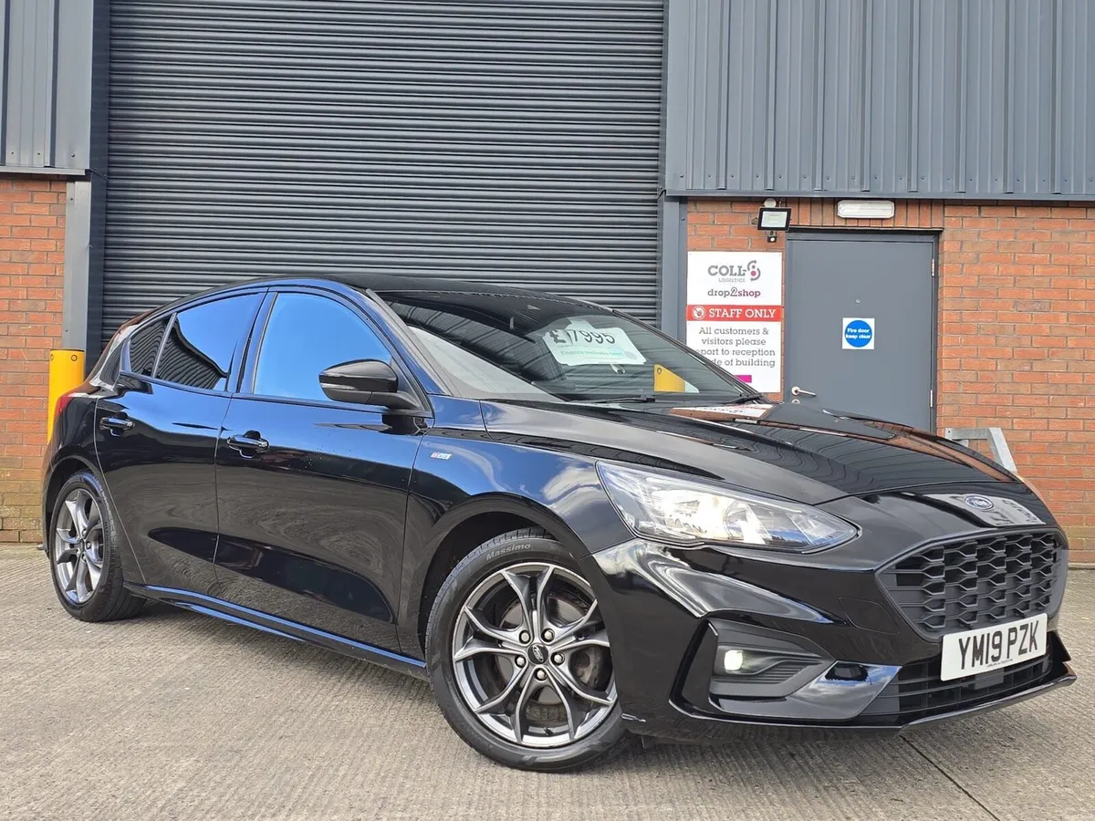 2019 FOCUS ST LINE 1.5 TDCI - Image 1
