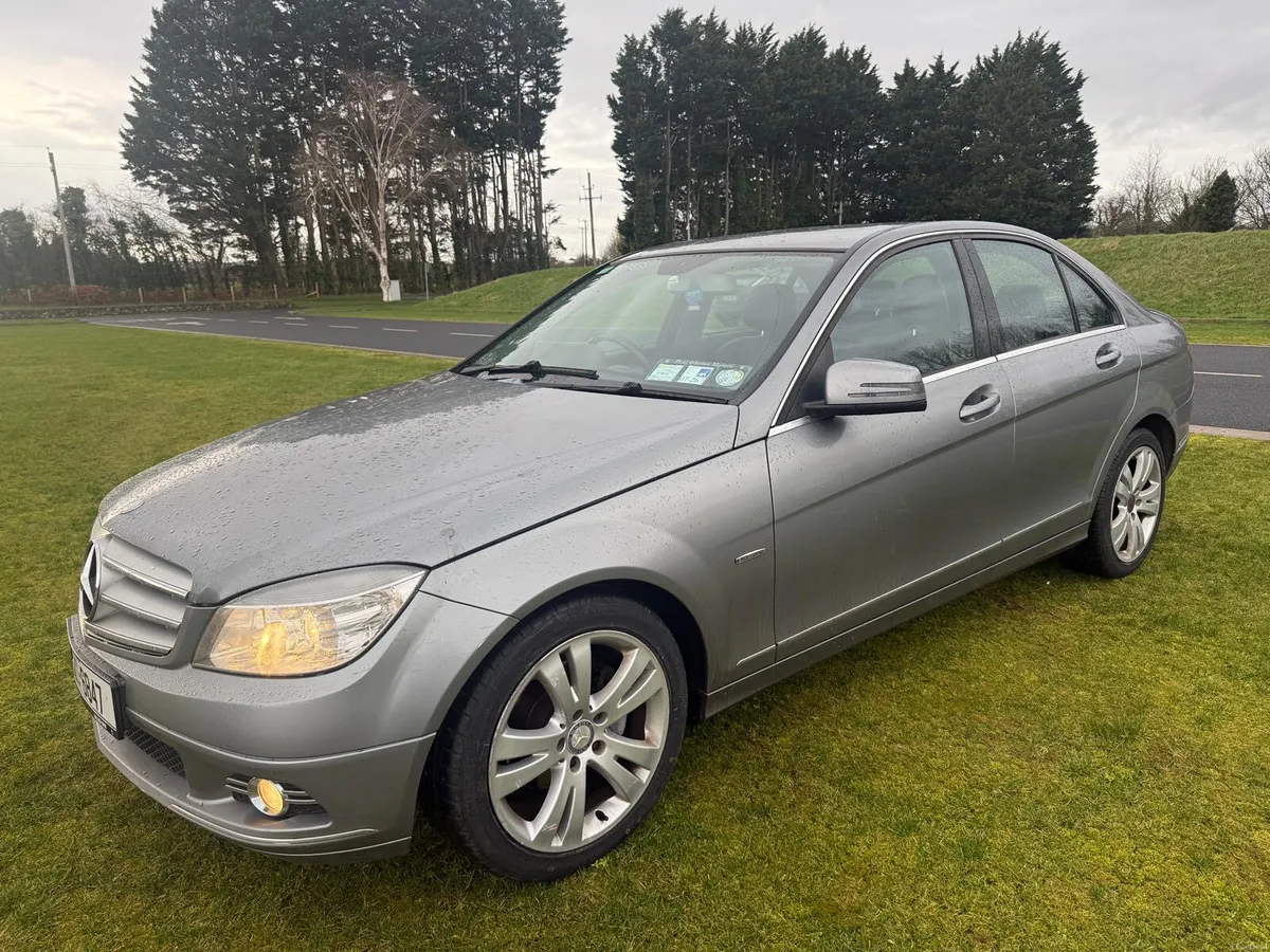 1.8 PETROL AUTO NCT 08/26 - Image 1