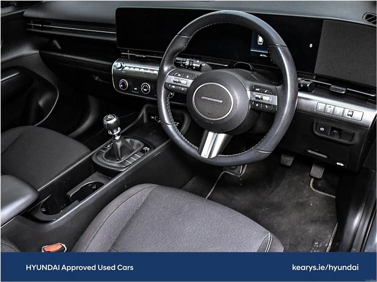 Hyundai KONA Petrol Signature - Image 6