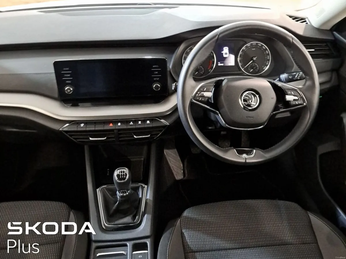 Skoda Octavia OCTAVIA AMB 2.0TDI 115HP - Image 3