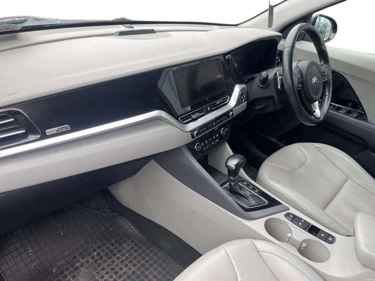 Kia Niro 1.6 GDI PLUG-IN HYBRID PE Auto - Image 4