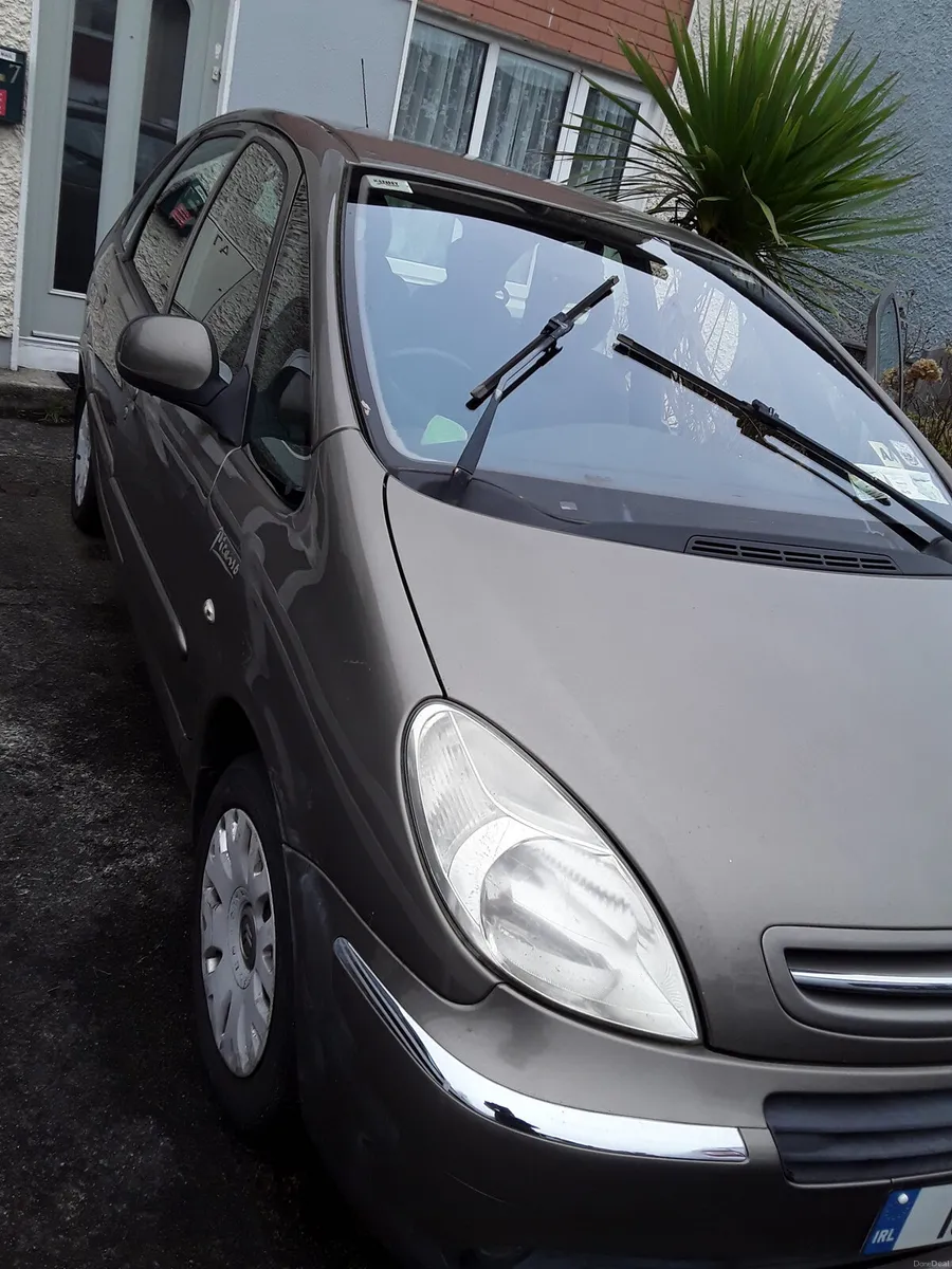 Citroen Xsara Picasso 2010 - Image 2
