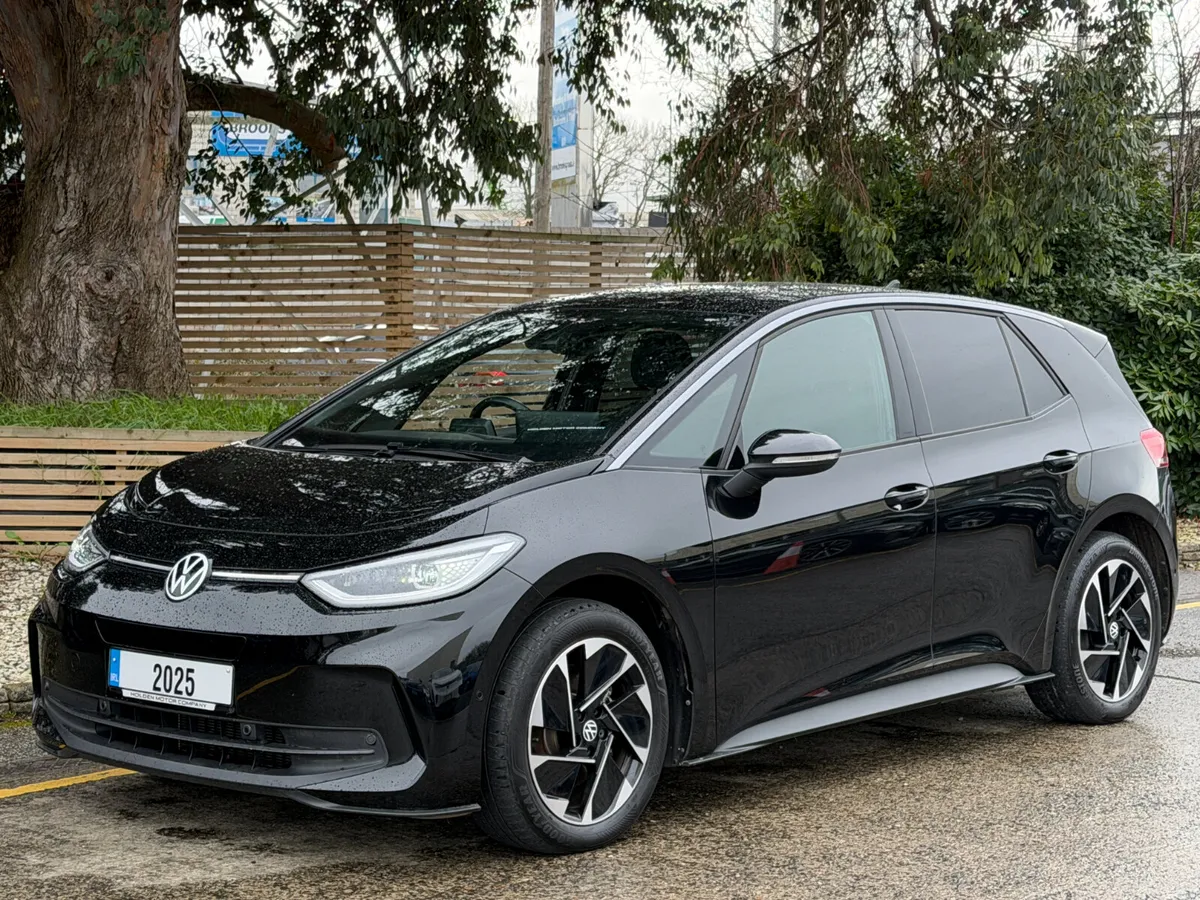 Volkswagen ID.3 2025..PRO MATCH..HIGH SPEC..58 KWH - Image 2