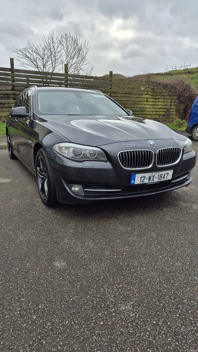 BMW 520d - Image 1
