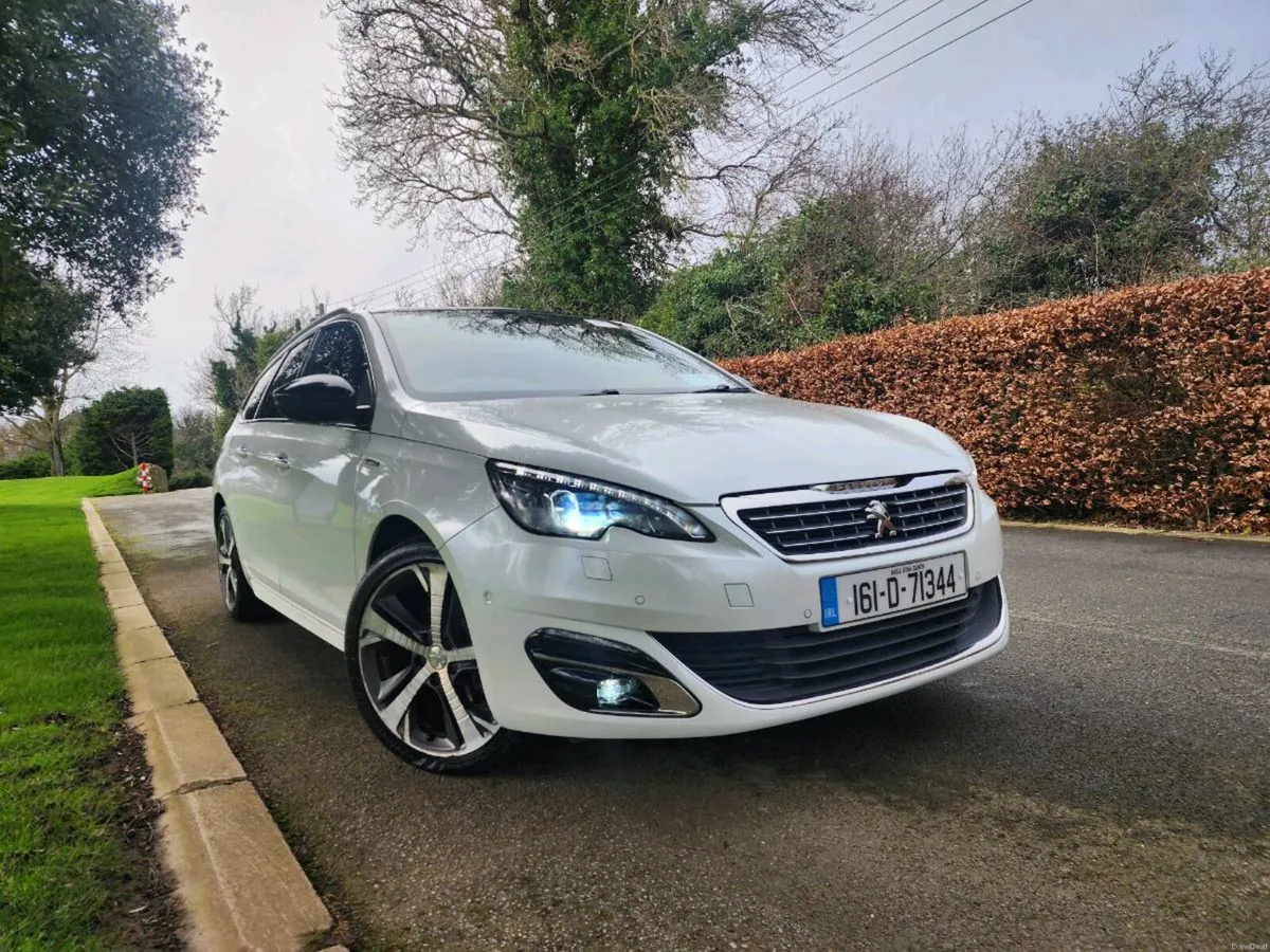 PEUGEOT 308  1.2 L AUTO PAN ROOF GT LINE - Image 1