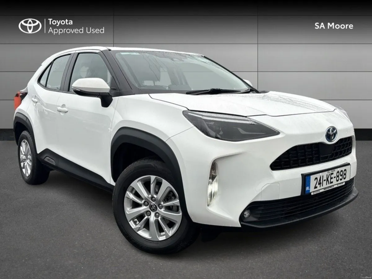 Toyota Yaris Cross HYBRID LUNA - Image 1