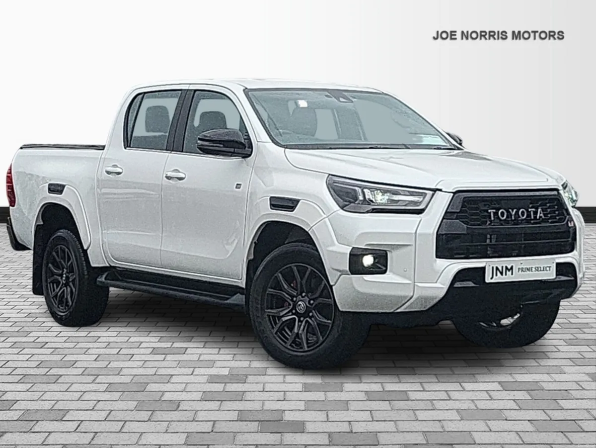 Toyota Hilux 2.4 Diesel 4WD DOUBLE CAB Z GR SPORT - Image 1