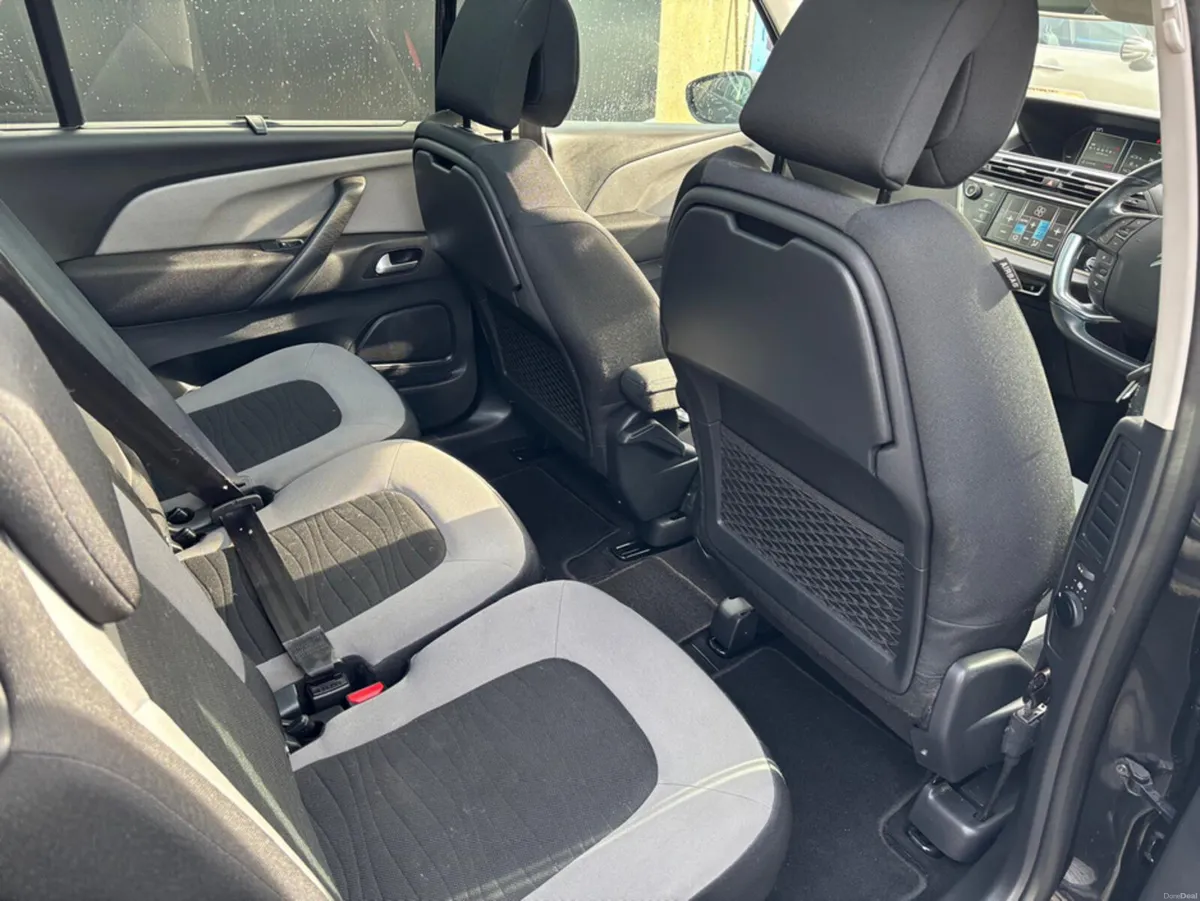 Citroen Grand C4 Picasso AUTOMATIC 1.6 PETROL 7 SE - Image 6