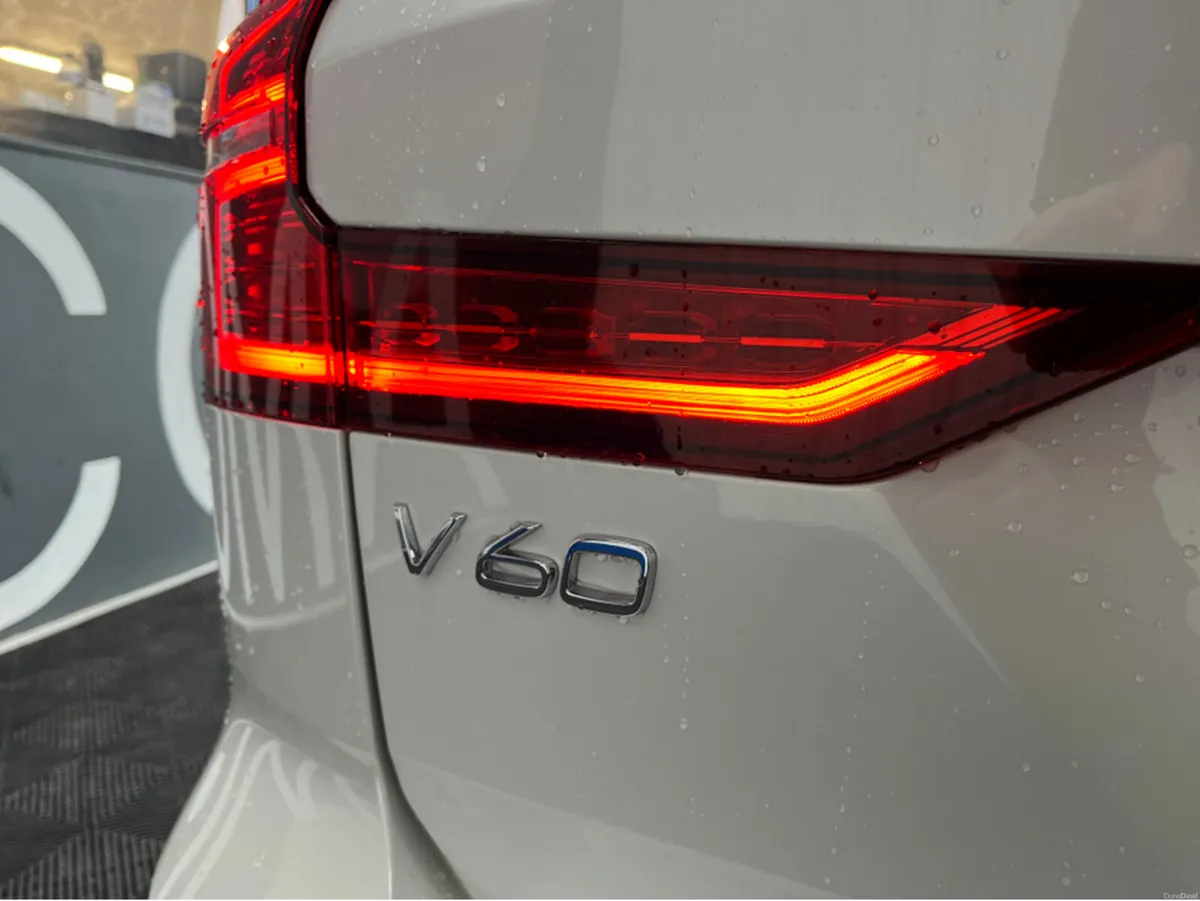 Volvo V60 €49950 2024 VOLVO V60 RECHARGE ULTIMATE - Image 6