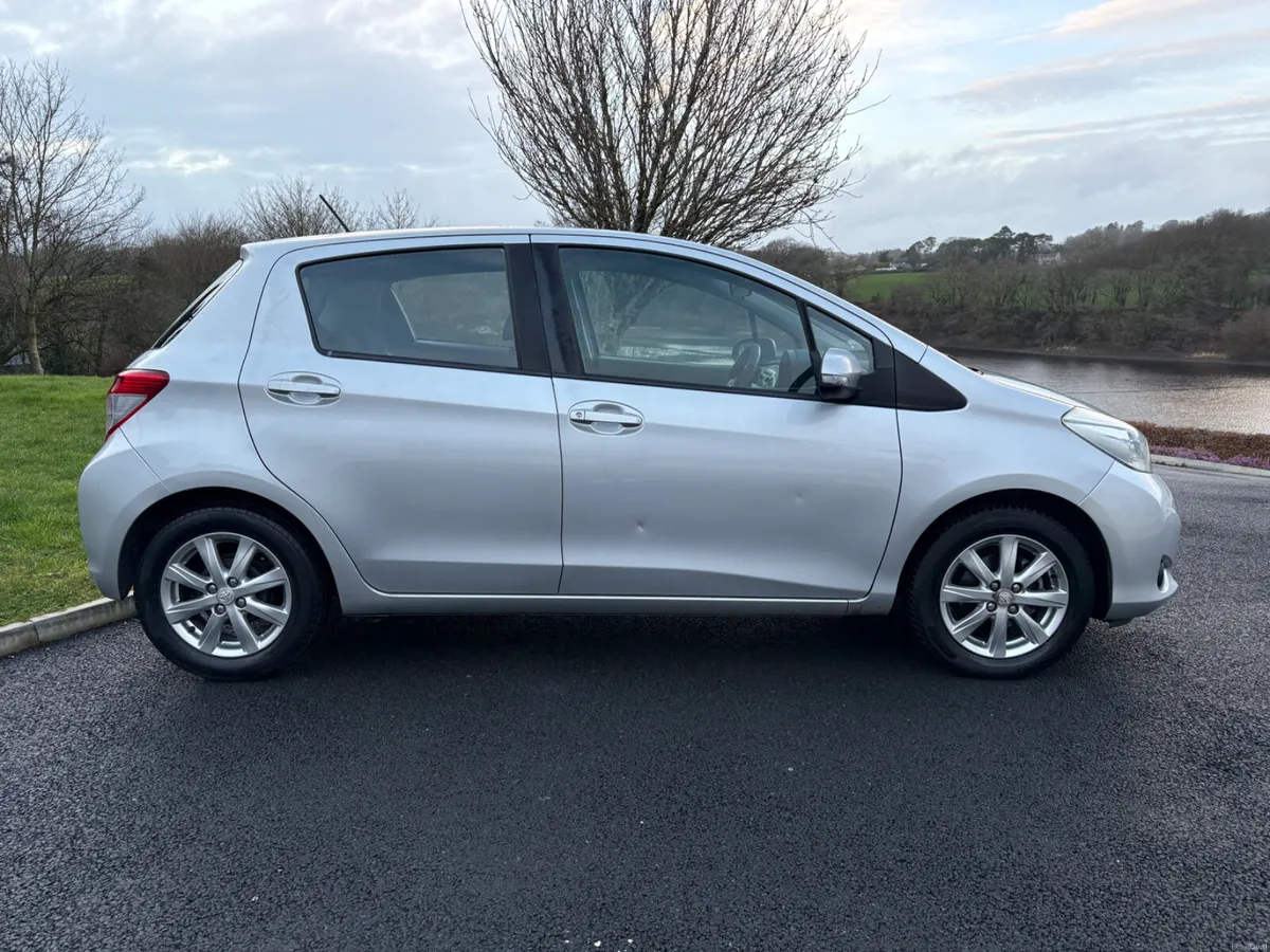2014 Toyota Yaris Low Mileage - Image 3