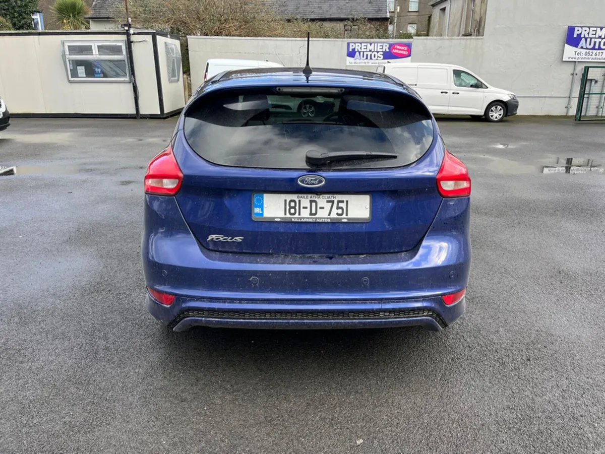 Ford Focus ST-LINE 1.5 TD 120PS 6SPEED 4DR - Image 4