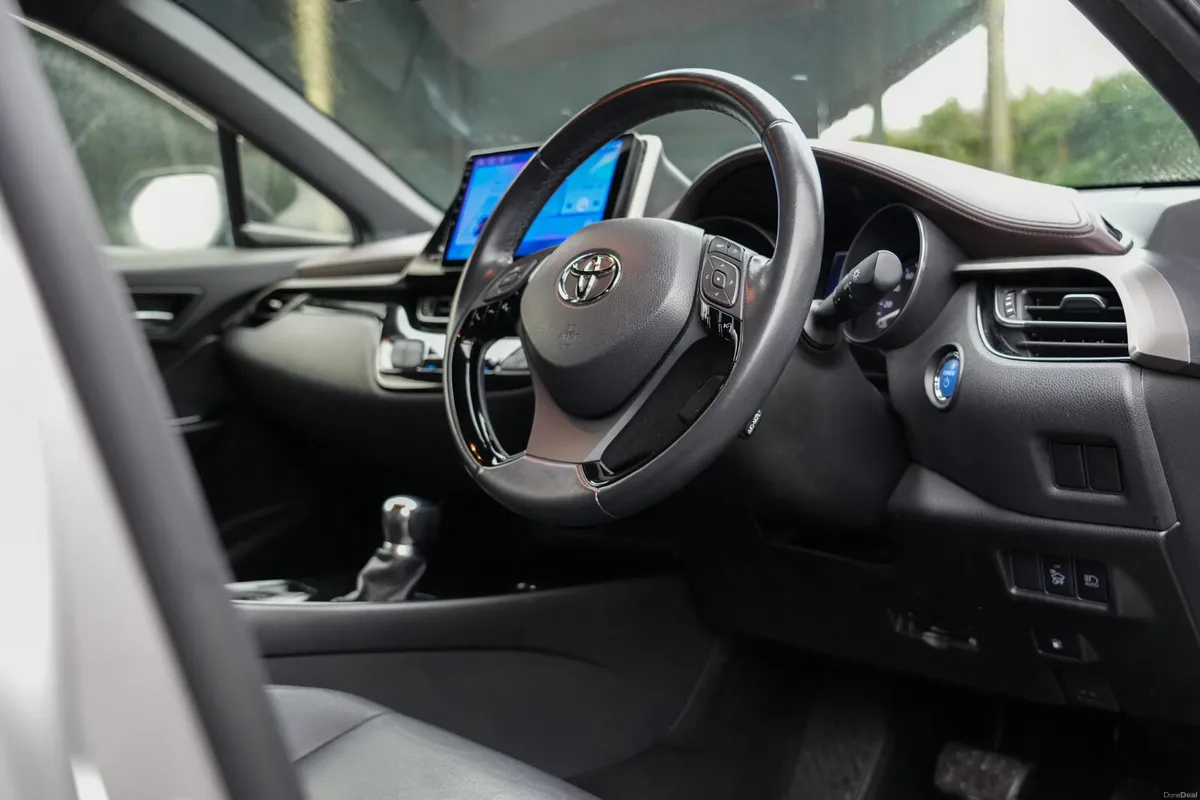 Toyota C-HR 2019 - Image 4