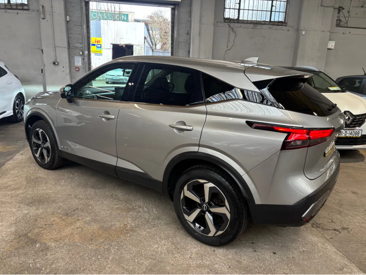 Nissan Qashqai EPOWER SV PREMIUM GR R RR 4DR AUTO - Image 4