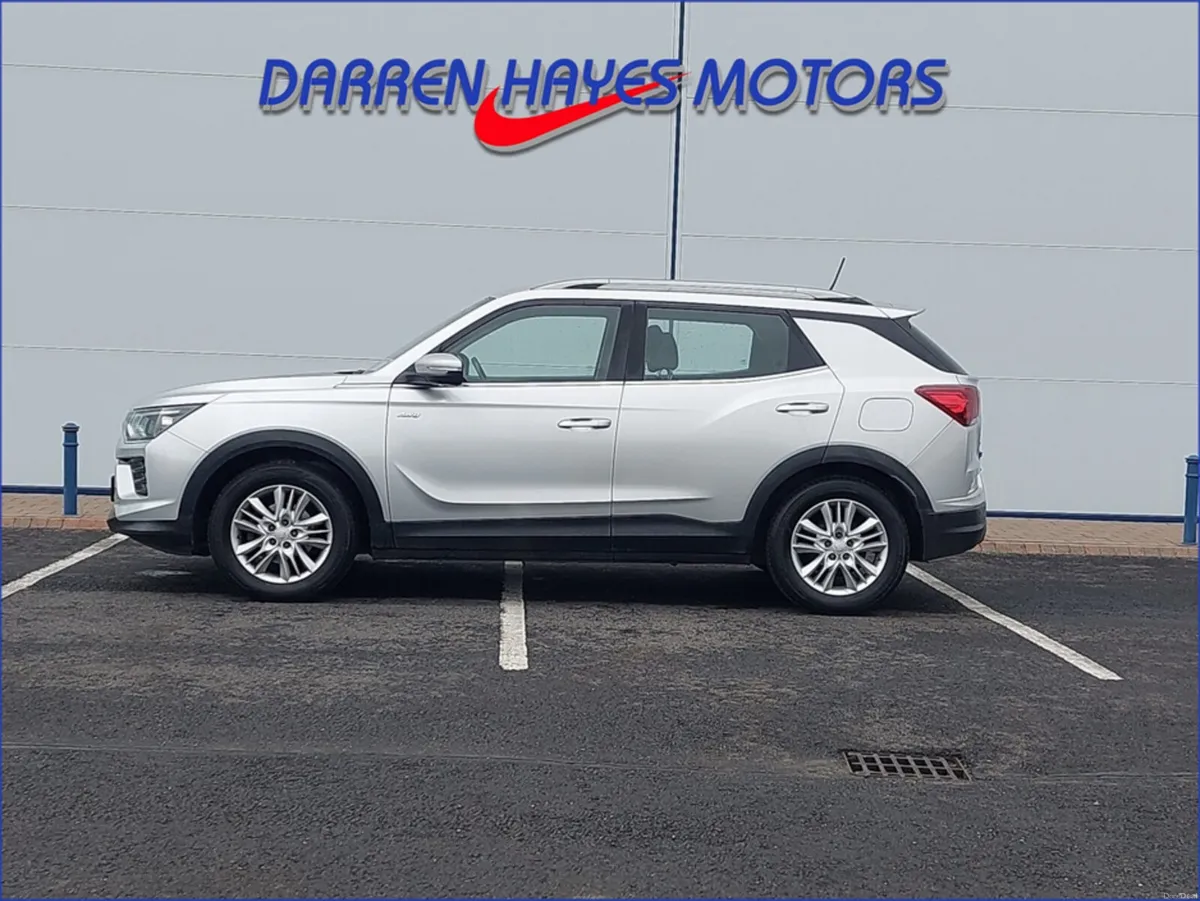 SsangYong Korando PIONEER TD 4X4 5DR AUTO - Image 4