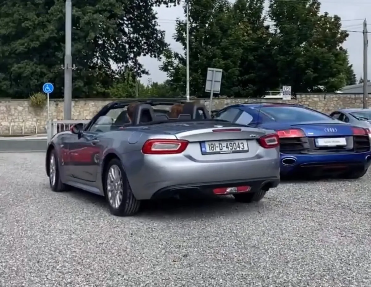 Fiat 124 Spider 1.4 MULTIAIR TURBO 140BHP 6SPD RWD - Image 2
