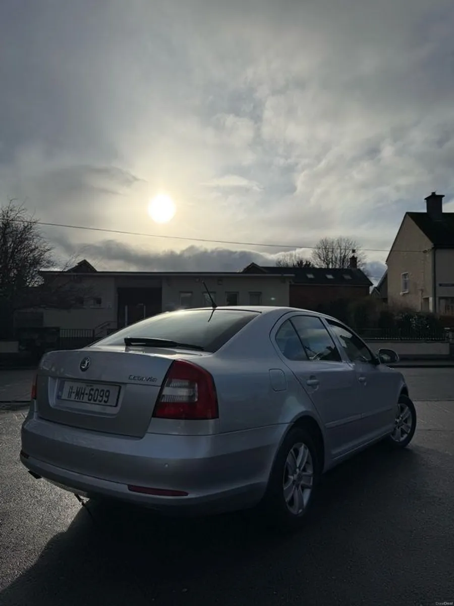 Skoda Octavia 2011 New NCT Only 1 Previous Owner - Image 4